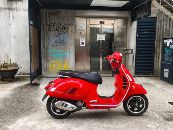 VESPA GTS 300 